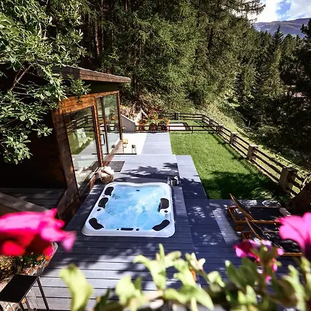 Appartement View & *